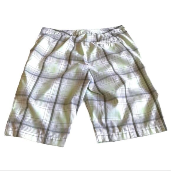 IZOD PerformX Women’s Preppy Plaid Bermuda Golf Shorts Sz 4 - Picture 2 of 7